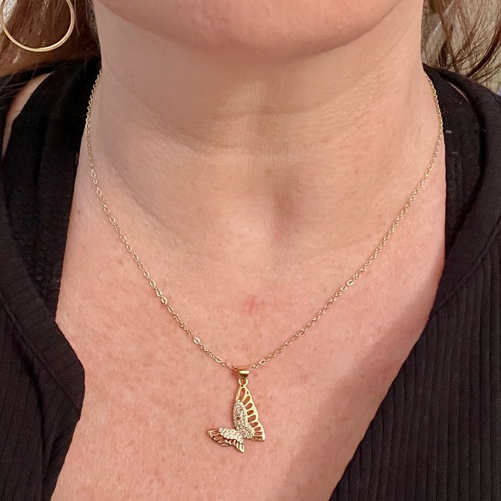 Buttterfly necklace top quality Gold filled